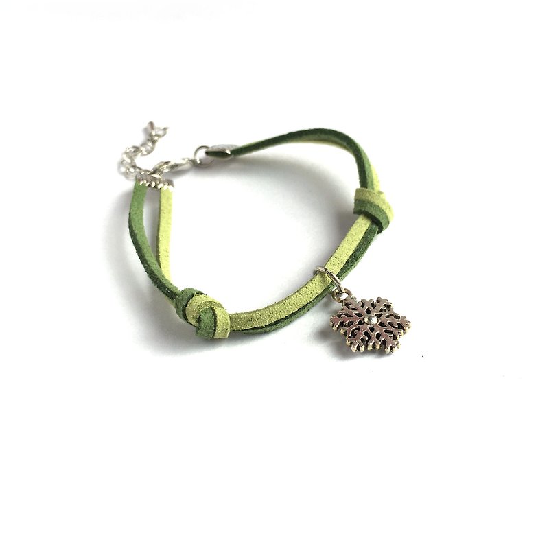 Handmade Simple Stylish Snowflake Bracelets –green limited - สร้อยข้อมือ - วัสดุอื่นๆ สีเขียว