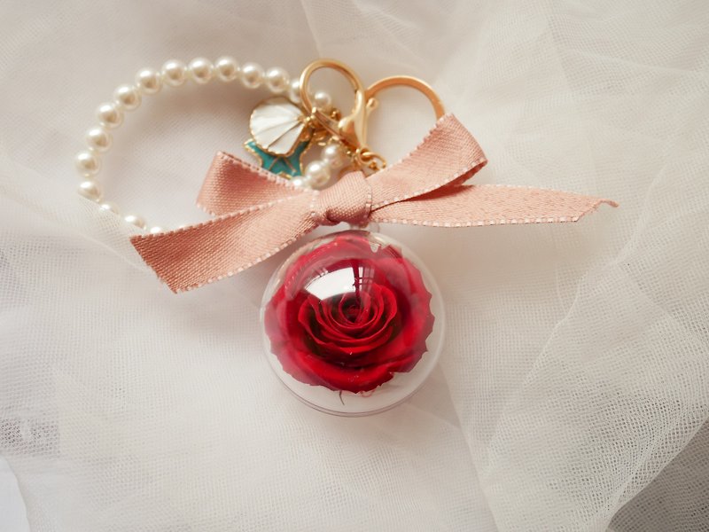 甜蜜風珍珠永生花鑰匙圈 吊飾 - 乾花/永生花 - 植物．花 