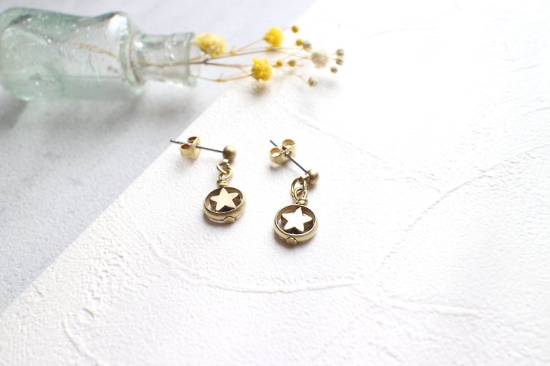 Star Candy-Brass handmade earrings - ต่างหู - ทองแดงทองเหลือง สีทอง
