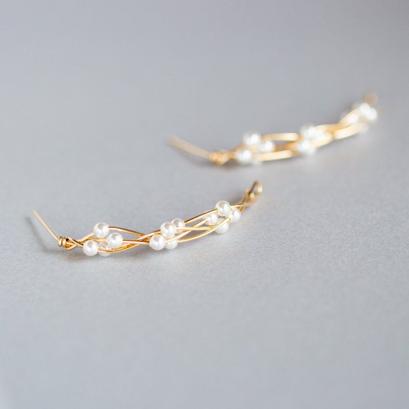 14kgf Swarovski Pearl Twist bent Pierced Earrings【gift box】 - ピアス・イヤリング - 貴金属 ホワイト