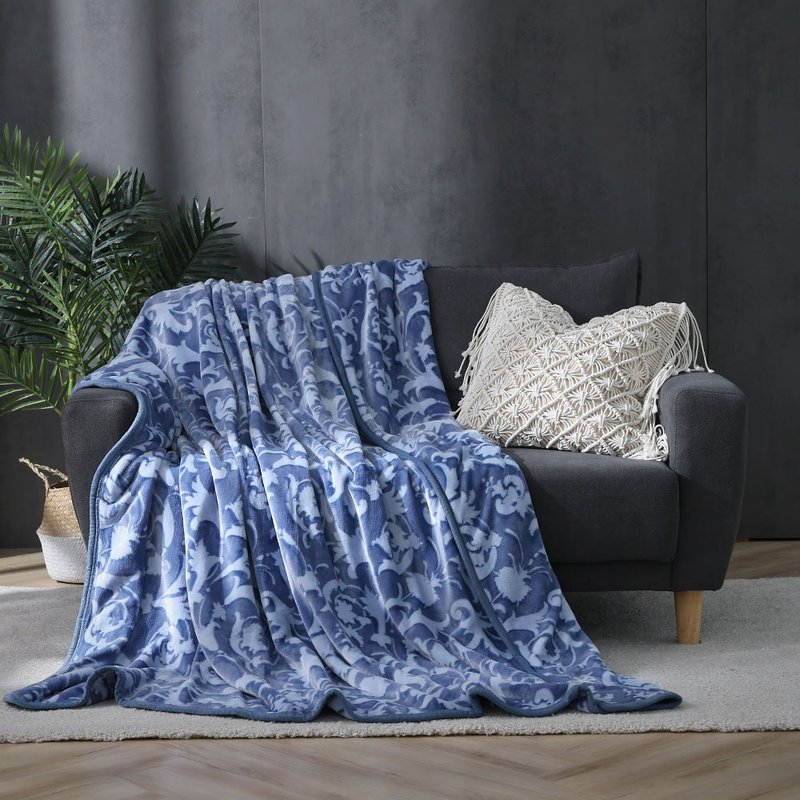 HOYACASA winter collection flannel skin-friendly thermal blanket-single/double - Blankets & Throws - Polyester Blue