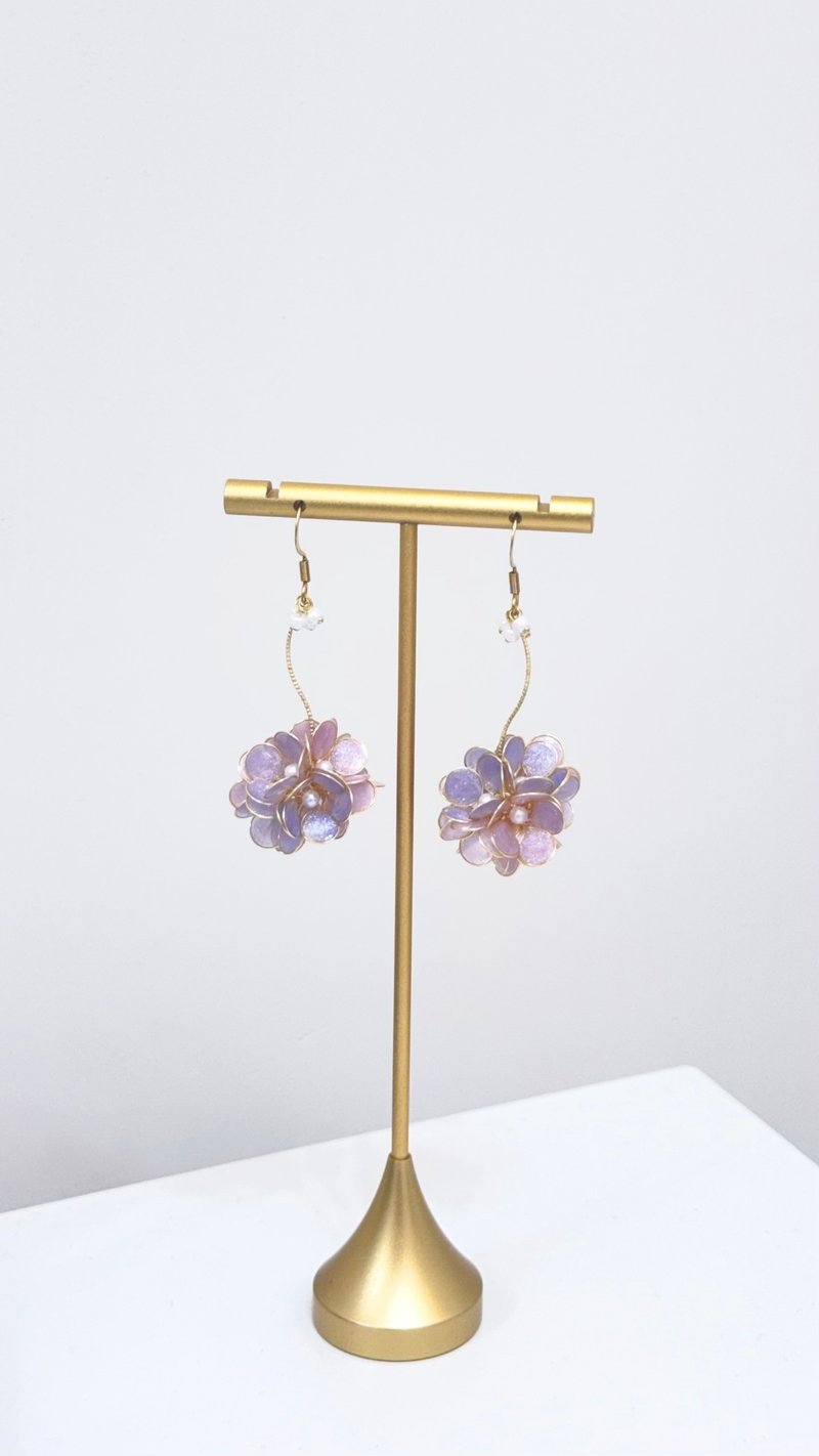 NO.001 --- Signature flower ball - pink purple + lavender purple [Cindy&Tong] - ต่างหู - เรซิน สีม่วง