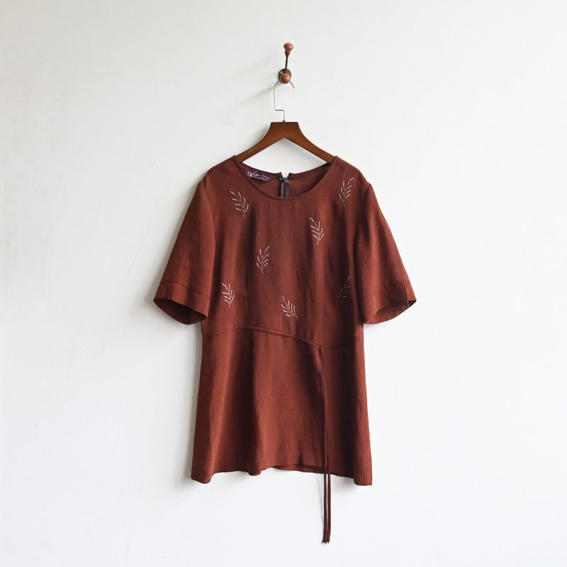 【蛋植物古著】銀芽麥穗刺繡短袖古著上衣 - 女上衣/長袖上衣 - 其他人造纖維 咖啡色