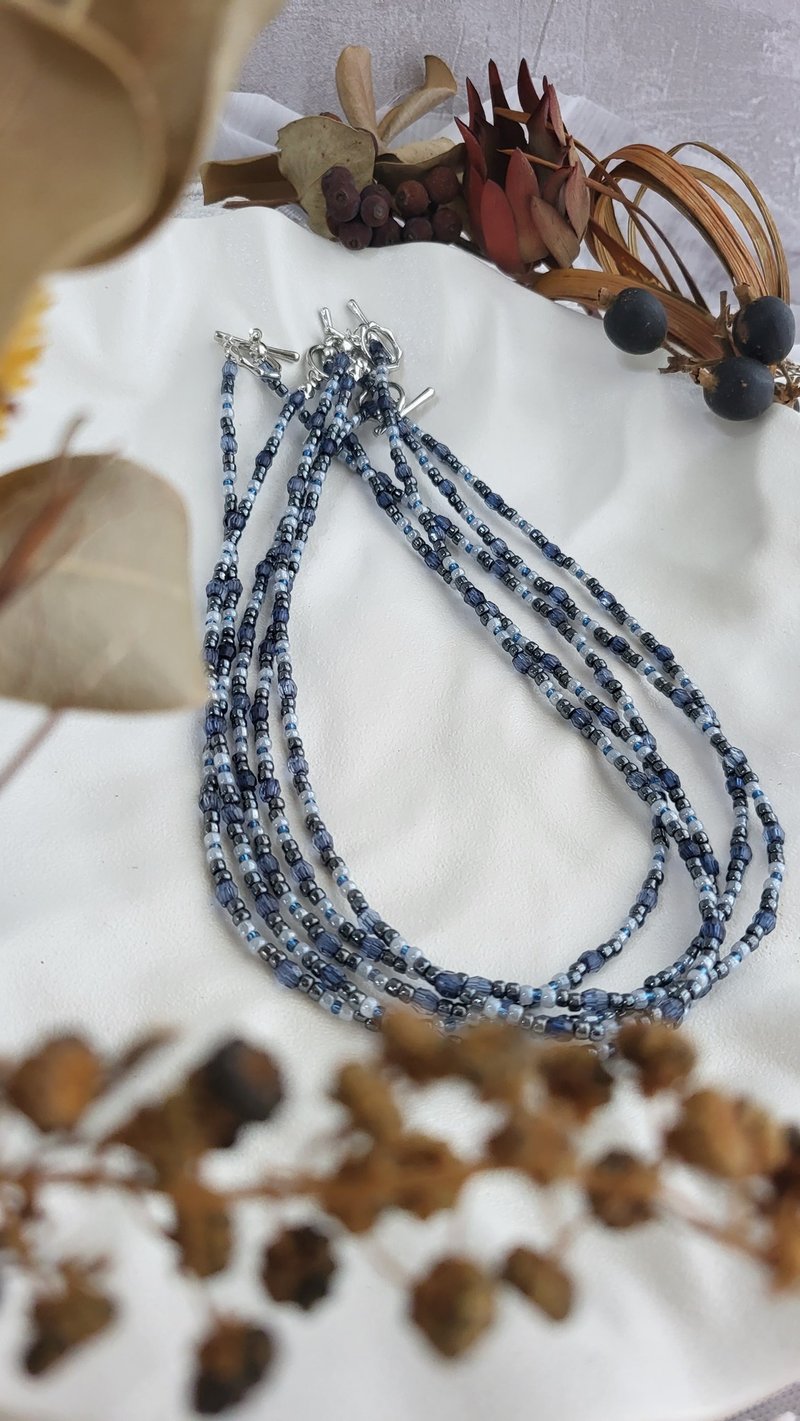 【Blue Flower Forest】Necklace:: Blue lovers will fall in love with it - สร้อยคอ - วัสดุอื่นๆ สีน้ำเงิน