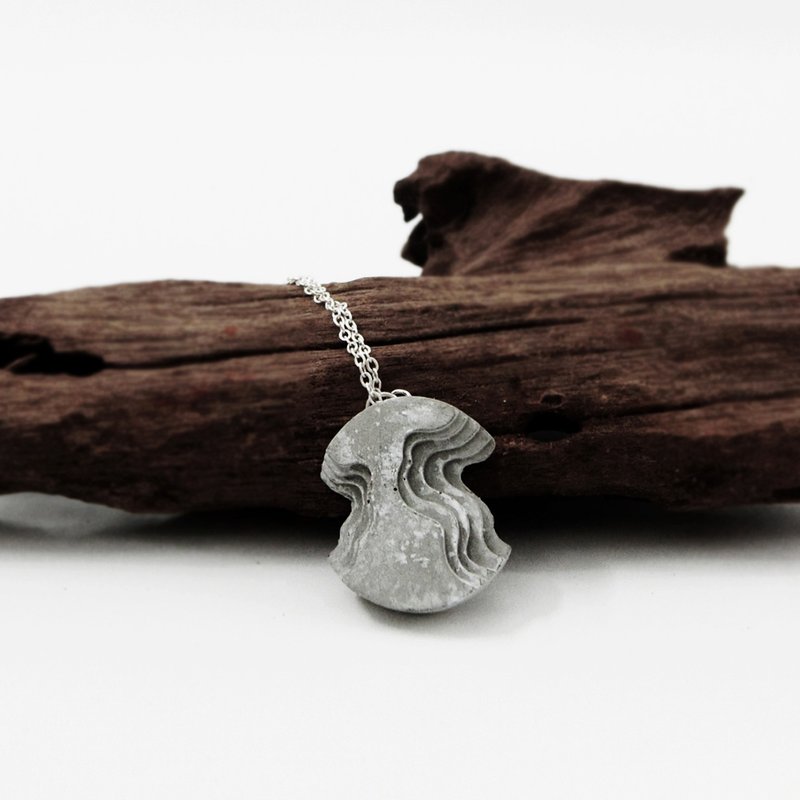 Island Series-Outlying Island Hanging Cement Necklace (Birthday Gift/Lover’s Gift) - สร้อยคอ - ปูน สีเงิน