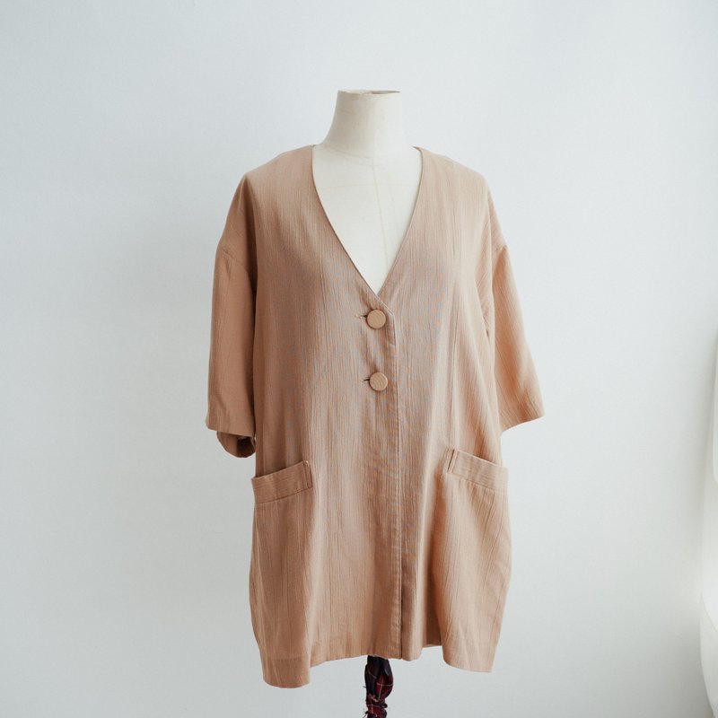 Short-sleeved v-neck soft thin short-sleeved outer long jacket retro vintage vintage - เสื้อแจ็คเก็ต - วัสดุอื่นๆ สีกากี