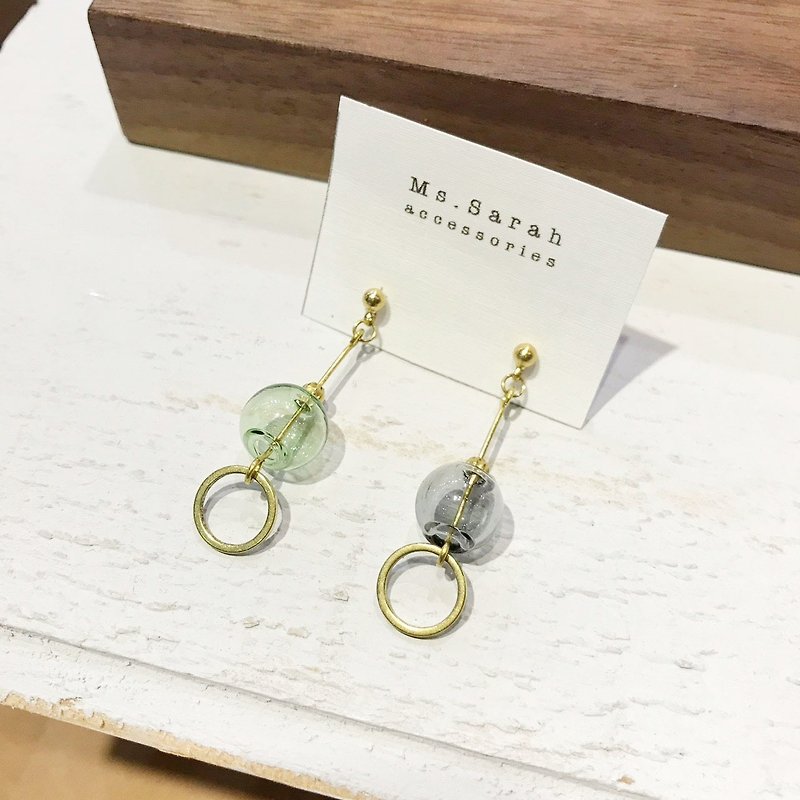 Glass Bubble_Brass Earrings_Perspective Oriental (can be changed) - ต่างหู - แก้ว สึชมพู