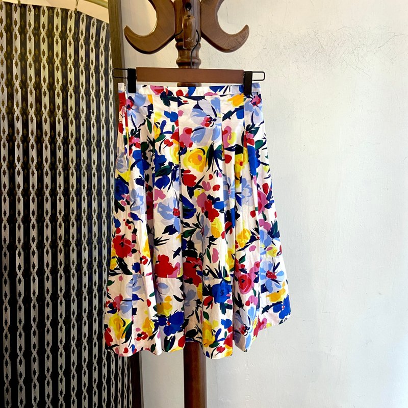 floral pattern skirt - กระโปรง - ไฟเบอร์อื่นๆ ขาว