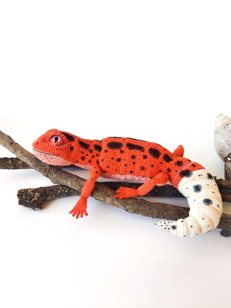 Gecko realistic toy animal. Leopard gecko figurine. Orange crocheted toy lizard. - Stuffed Dolls & Figurines - Cotton & Hemp Orange