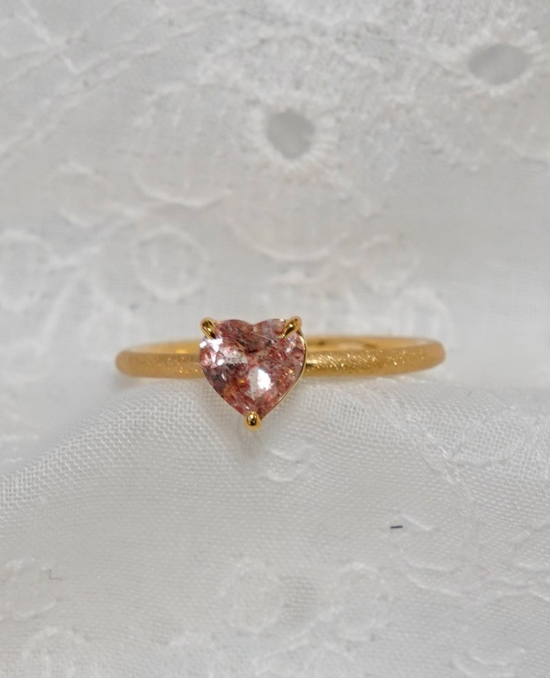 SV Strawberry Quartz ring - 戒指 - 其他金屬 金色