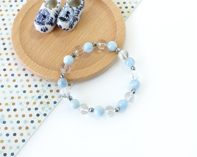 Genuine Aquamarine Stretch Bracelet with Clear Quartz and Silver Hematite Stones, March Birthstone Jewelry - Bracelets - Gemstone Blue