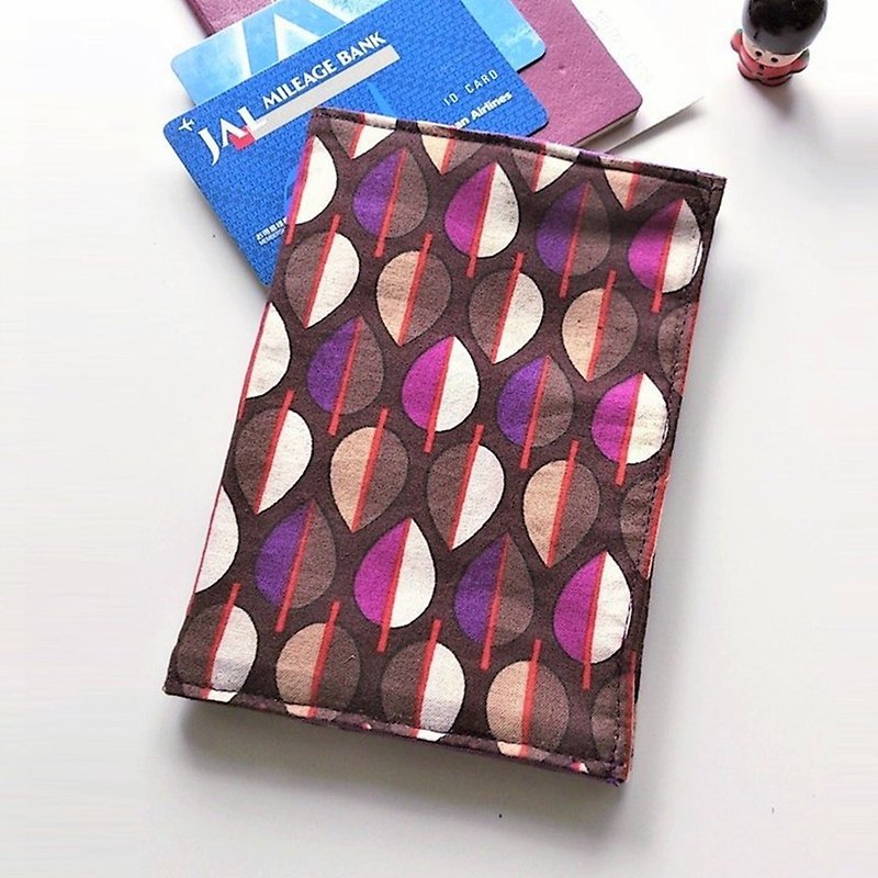 パスポートカバー (紫茶色の葉) | カスタマイズされた名前の刺繍 - パスポートケース - コットン・麻 パープル