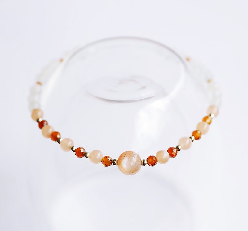 Natural Orange Moonstone White Moonstone 925 Sterling Silver Bracelet Fresh and Elegant - Bracelets - Gemstone Orange