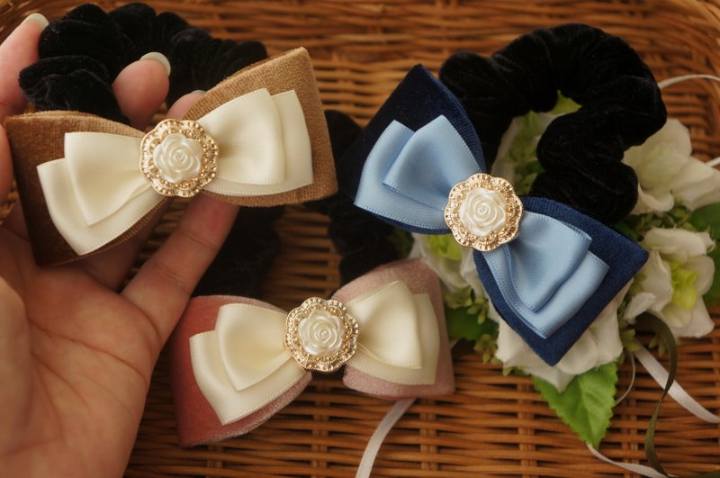 D2-Comfortable and durable scrunchie ring- hair ring hair bundle scrunchie horse tail princess head class gold velvet rose - เครื่องประดับผม - วัสดุอื่นๆ หลากหลายสี