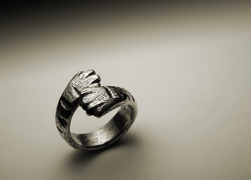 大貓掌戒指 - 戒指 - 其他金屬 銀色