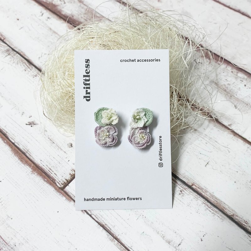 Micro Crochet flowers earrings - Earrings & Clip-ons - Cotton & Hemp Purple