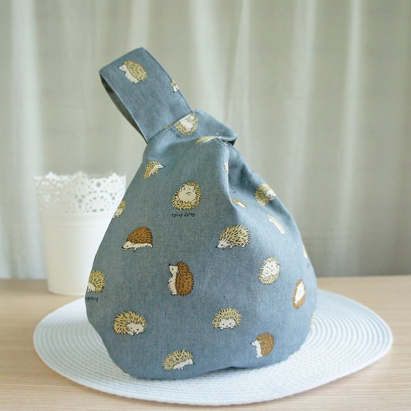 Lovely [Japanese cotton and linen] Hedgehog Japanese hand bag, gray blue E - Handbags & Totes - Cotton & Hemp Blue