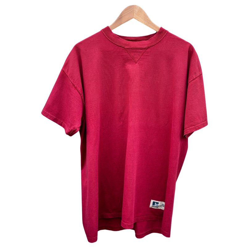 Vintage 90s Russell Athletic V Stitch  Crewneck Pro Cotton Dark Red T Shirt - 男 T 恤 - 棉．麻 紅色