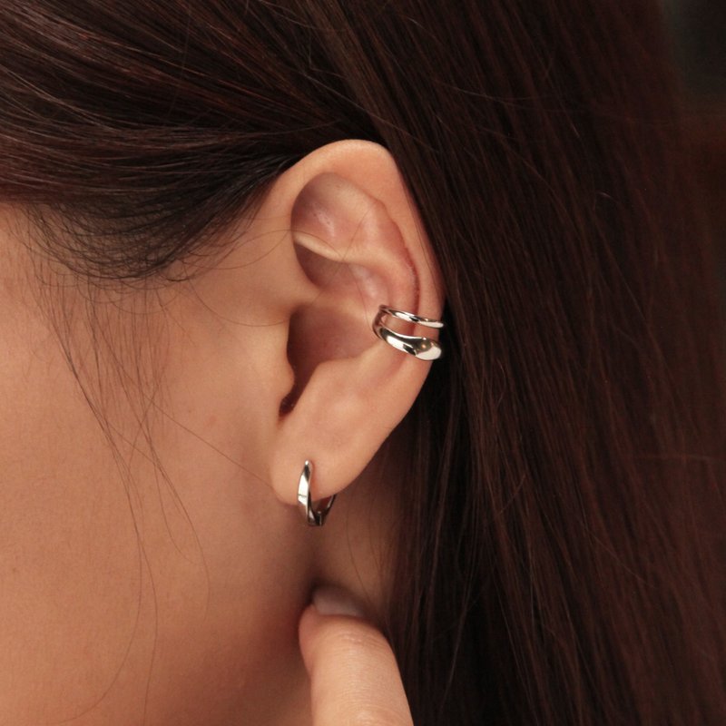 Irregular double-layer sterling silver ear cuff | Simple, versatile and can be worn without pierced ears - ต่างหู - เงินแท้ 