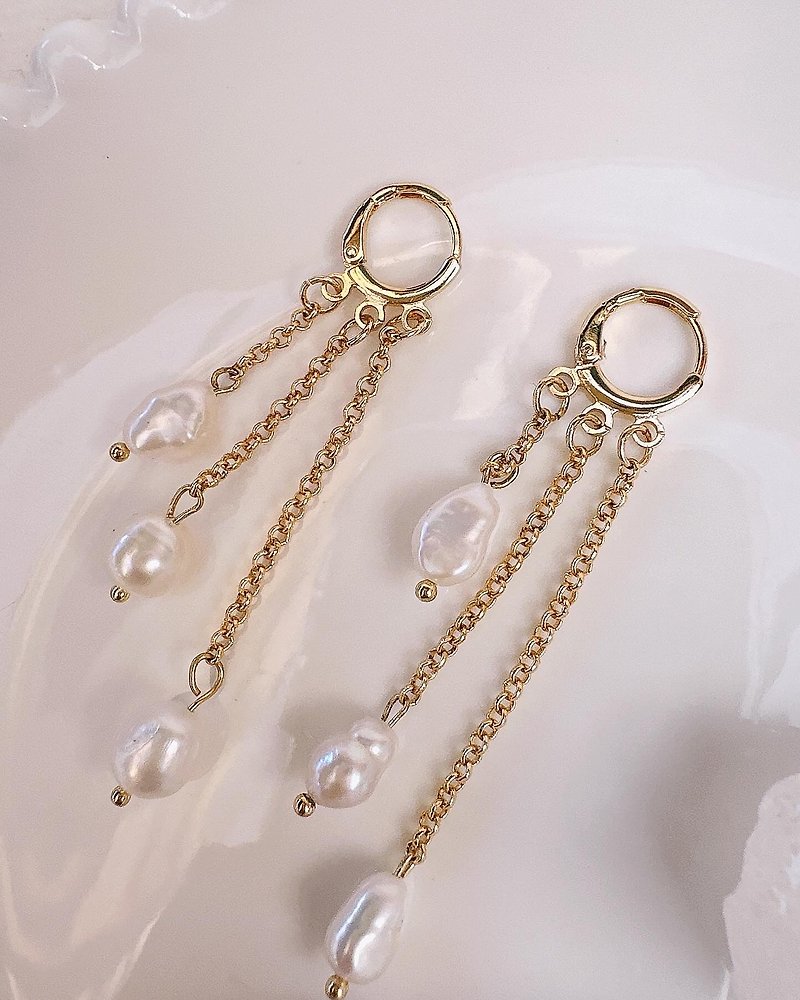 C&W Baroque natural freshwater pearl 18ks925 earrings earrings - Earrings & Clip-ons - Pearl Gold