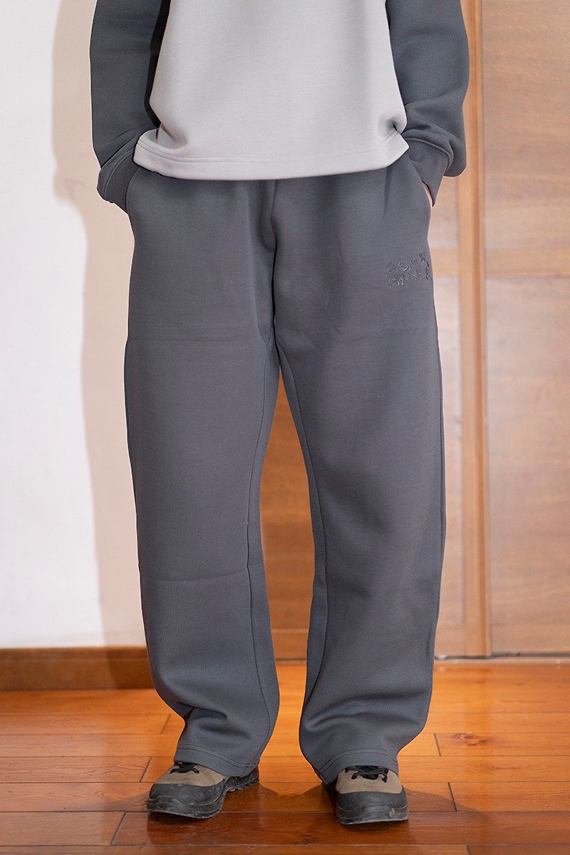 Tonight I'm Soft Cotton Air Layer Embroidered Sickle Pants - กางเกงขายาว - ผ้าฝ้าย/ผ้าลินิน สีเทา