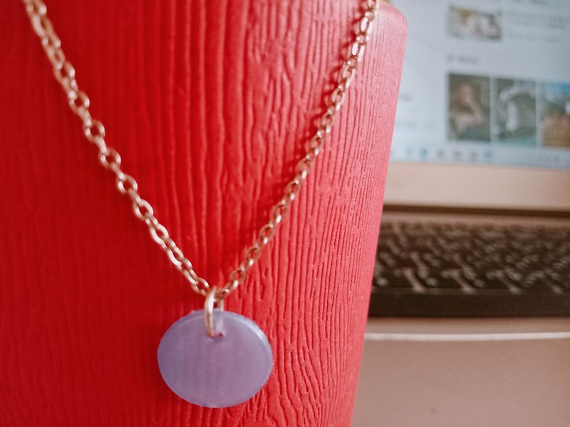 Purple Translucent Sequin Necklace Simple Gift - สร้อยคอ - วัสดุอื่นๆ 