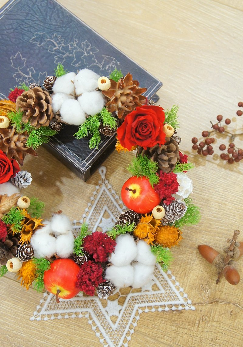 Handmade Christmas Feast without Rose Christmas Wreath (Photos Props / Cafe Arrangement / Christmas Arrangement) - ของวางตกแต่ง - พืช/ดอกไม้ หลากหลายสี