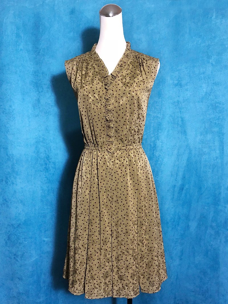Ruffled little textured vintage sleeveless dress / Bring Back VINTAGE abroad - One Piece Dresses - Polyester Green