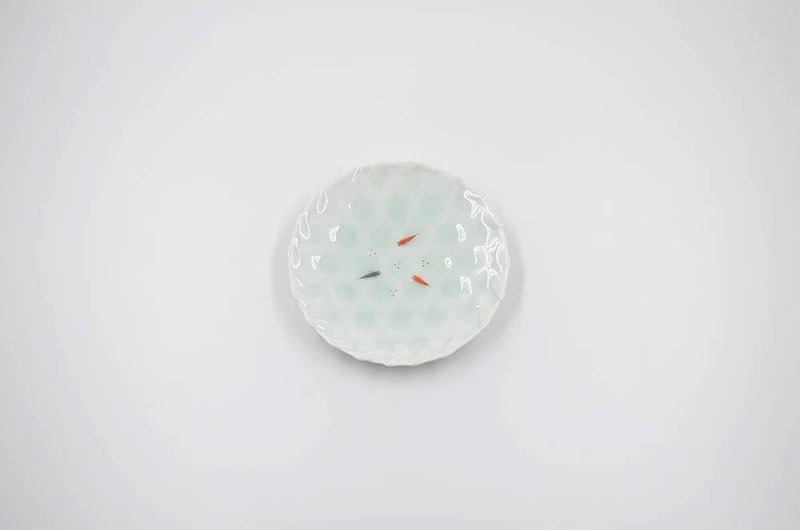 青白瓷小魚十草五吋皿 - 盤子/餐盤/盤架 - 其他材質 