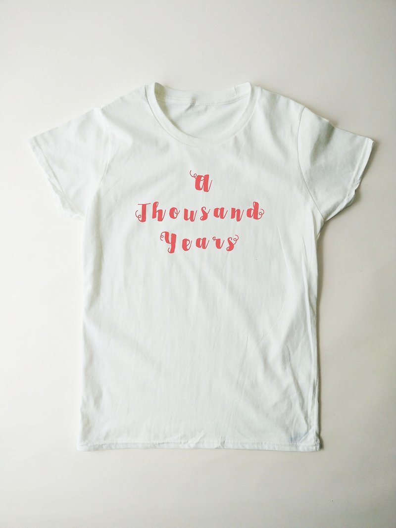 Wording Typeface Girls T-Shirt,Calligraphy Text Logo Creative Hand Lettering Tee - เสื้อยืดผู้หญิง - ผ้าฝ้าย/ผ้าลินิน ขาว