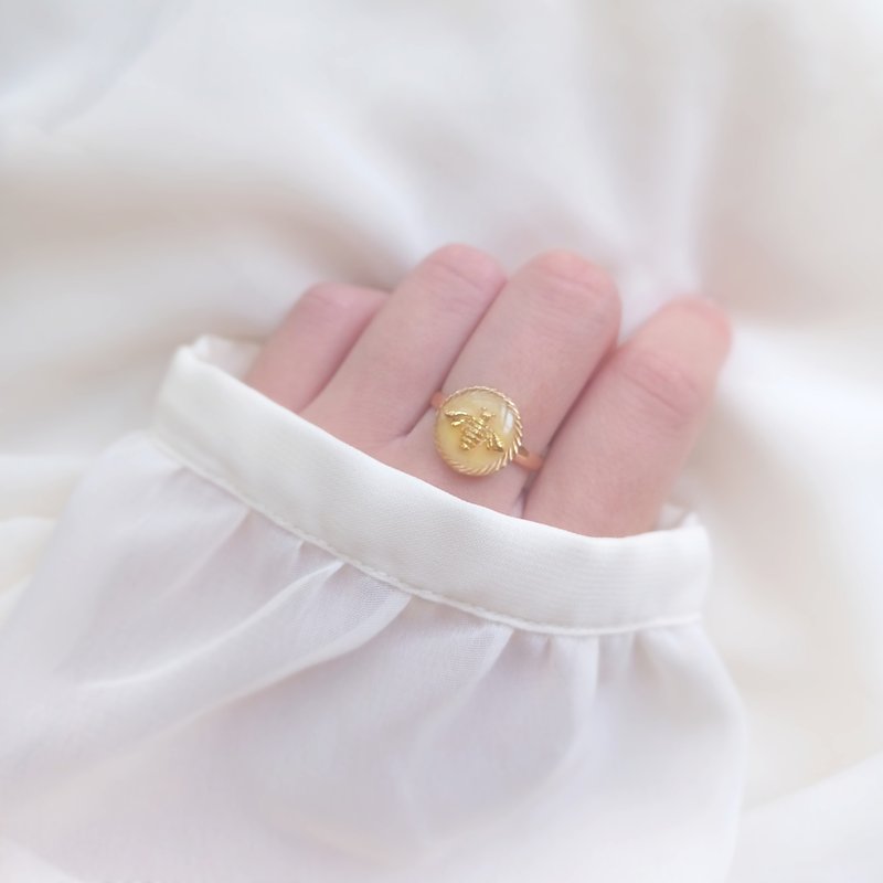 蜜蜂のヴィンテージリング C ( フリーサイズ・はちみつレモン ) - 戒指 - 樹脂 黃色