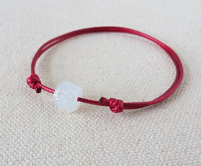 Six-Character Daming Mantra】Korean Wax Thread Bracelet*02*To ward off evil  spirits, attract blessings, and receive wealth in the year of birth - Shop  poppylove Bracelets - Pinkoi