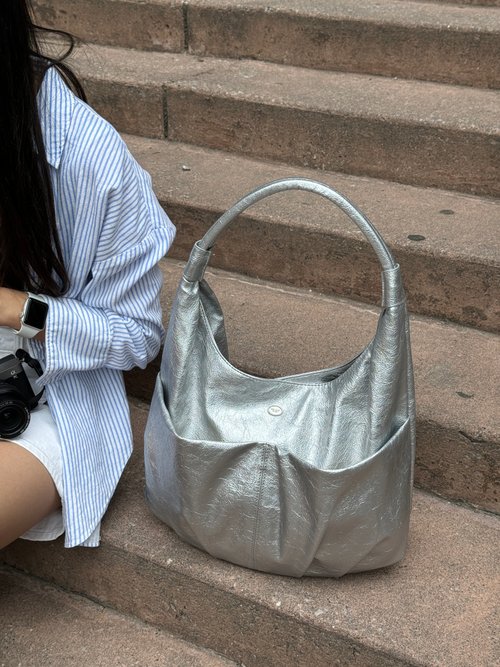 ☆韓国の人気☆【THE ALLY】☆バッグ☆Emily ba.g☆ The Ally from Korea | EMILY BAG | Silver | 2ways Shoulder
