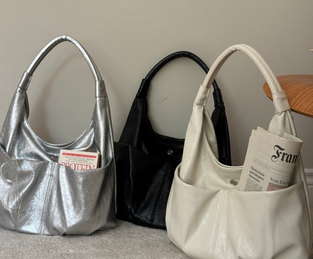 ☆韓国の人気☆【THE ALLY】☆バッグ☆Emily ba.g☆ The Ally from Korea | EMILY BAG | Silver | 2ways Shoulder
