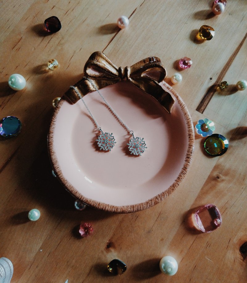 雪花耳環 - 耳環/耳夾/耳骨夾 - 銀 