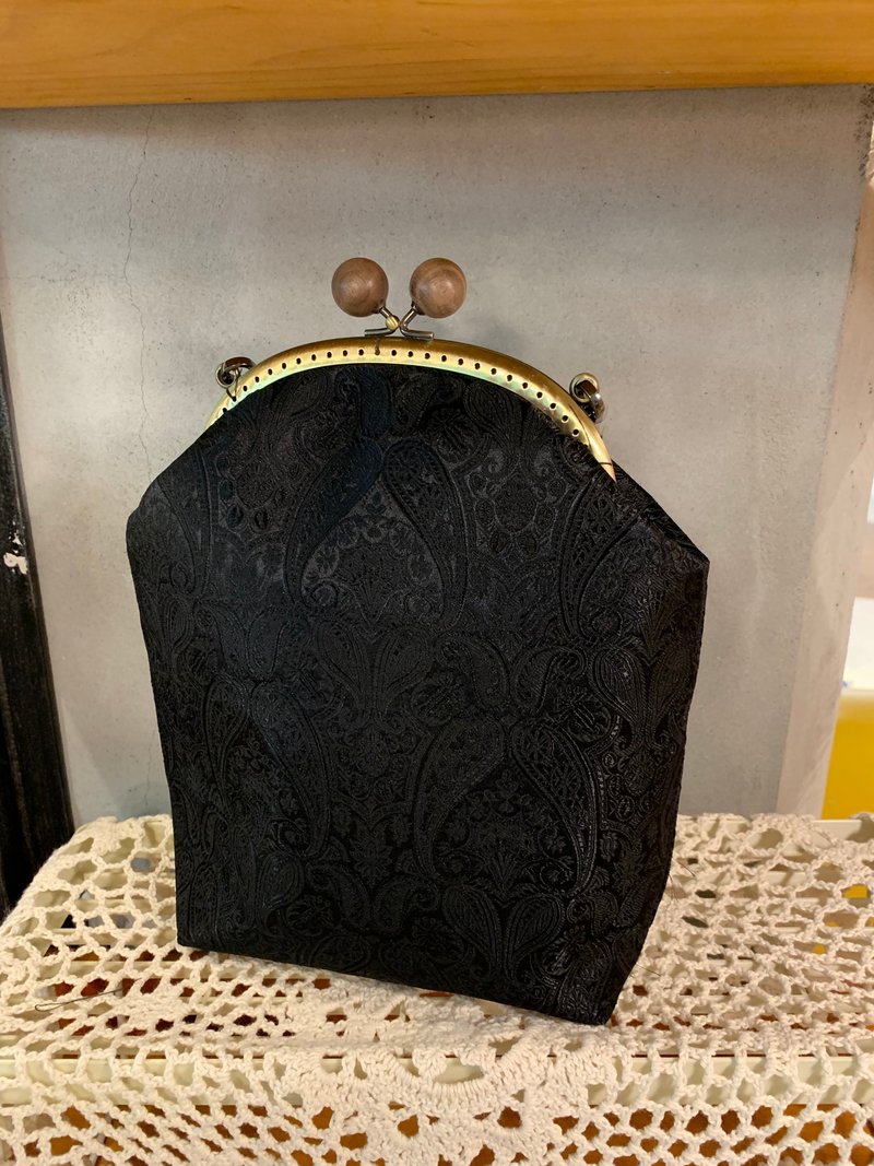 預留品 MBC 人手製 黑色腰果花織錦 16cm 框 - 側背包/斜背包 - 棉．麻 黑色