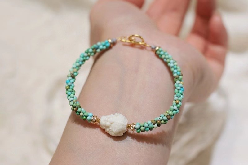 Natural turquoise mammoth fortune bracelet, a must-have for the year of birth, to attract wealth and good fortune - สร้อยข้อมือ - คริสตัล 