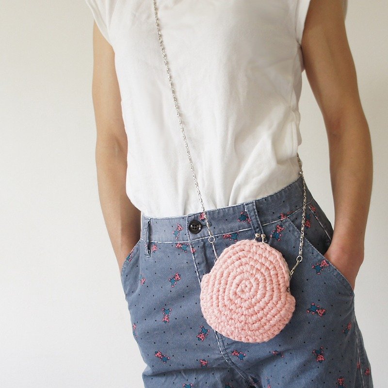 Ba-ba handmade ☆ crochet petit-bag (No. C438) - Toiletry Bags & Pouches - Other Materials Pink