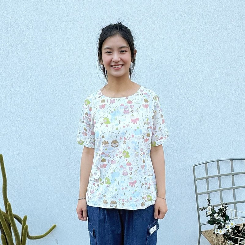 Hana Mokuba 可愛印花圓領口袋上衣 - 女上衣/長袖上衣 - 其他材質 