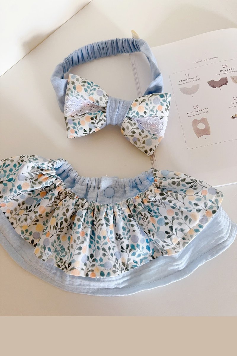 シーサイドメドウ ガールズベビーギフトセット お食い初めギフト フリルスタイ＋レースヘアバンド - 出産祝い用贈物 - コットン・麻 