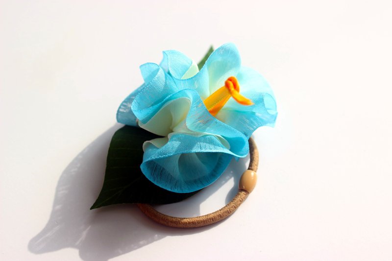 三用款木槿花飾品 髮圈 手環 烏克麗麗裝飾 夏日熱帶風情手工 - 髮夾/髮圈 - 棉．麻 藍色