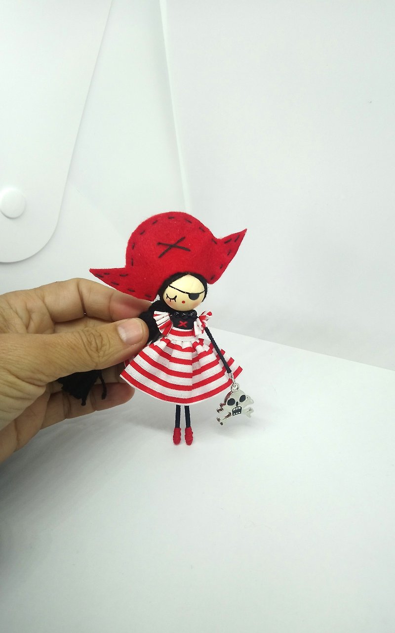 Pirate brooch doll - Brooches - Wood Black