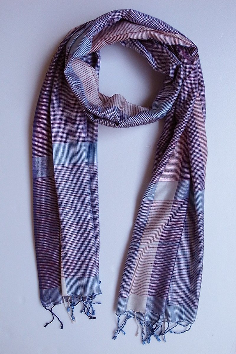 【樂拍子】印度 手織 蠶絲 披肩 圍巾（三色_紫+藍+白） - 絲巾 - 絲．絹 紫色