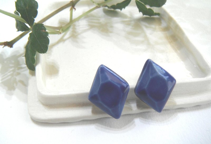 jewel cut earrings hishigata blue - ต่างหู - ดินเผา สีน้ำเงิน
