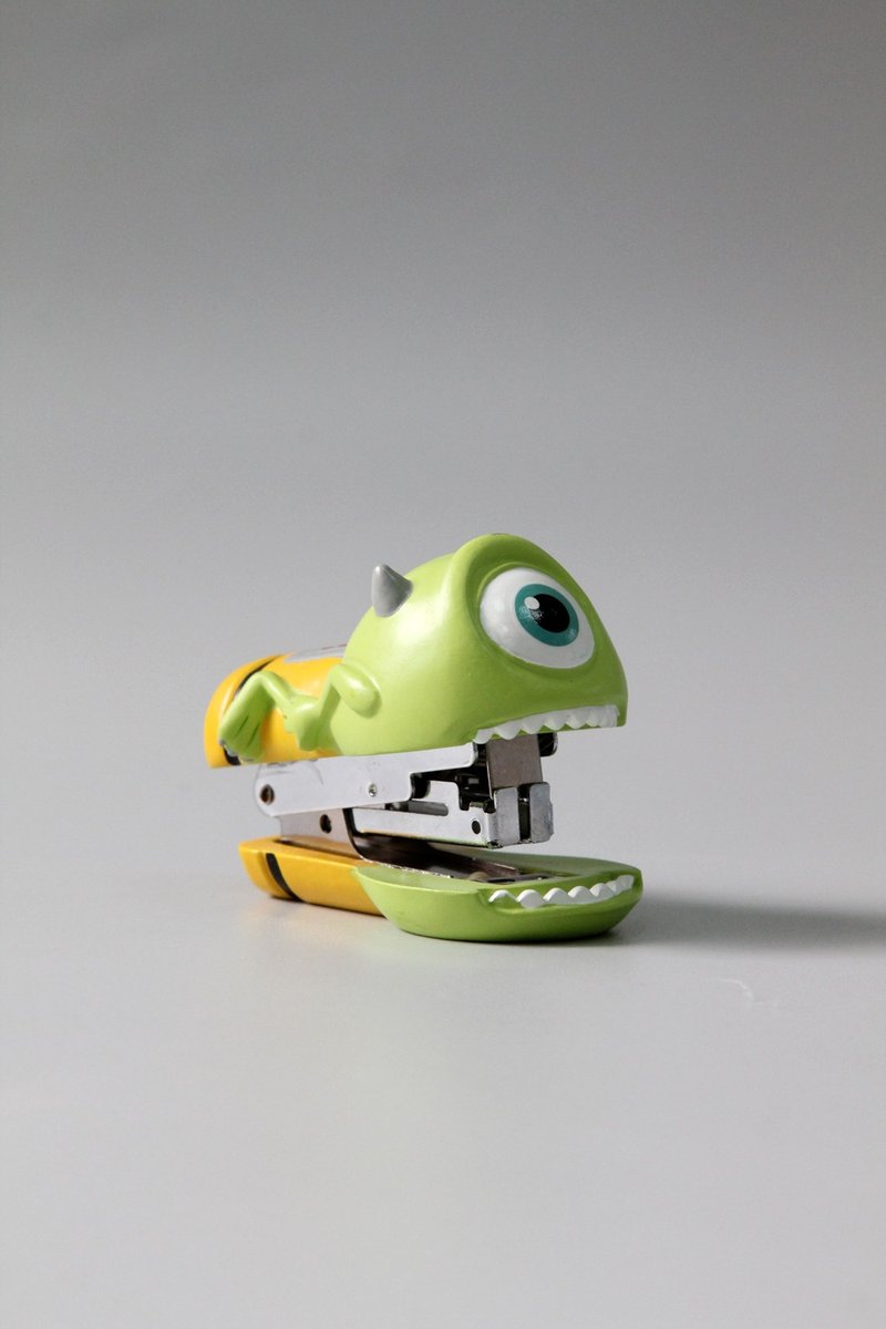 Japan Disney Design Monster Power Company Series 10 Needle Small Stapler (Big Eye) - Staplers - Resin Green