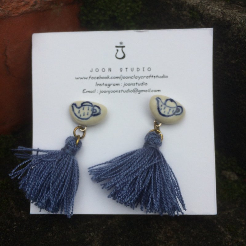 teapot tassel earring - Earrings & Clip-ons - Pottery 
