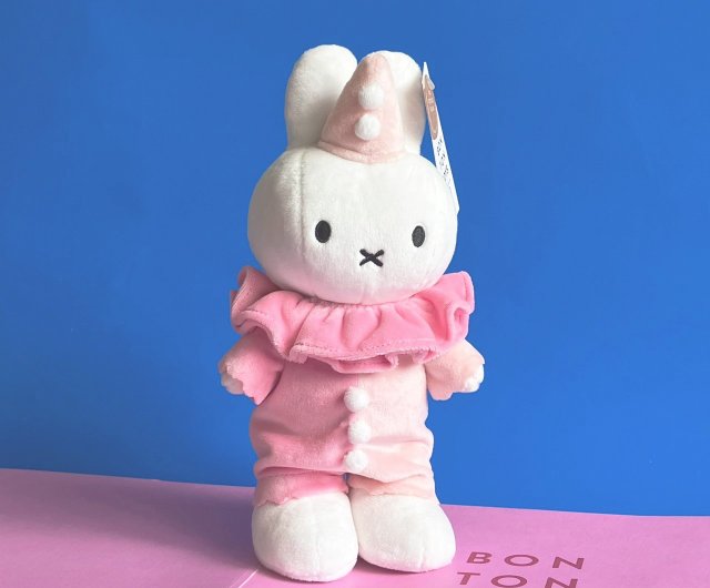 ミッフィー　tones ぬいぐるみ　ピンク 楽天市場】【今だけクーポン配布中】ミッフィー ぬいぐるみ 23cm