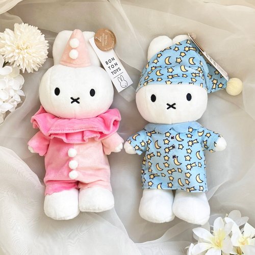 ミッフィー　tones ぬいぐるみ　ピンク Amazon.co.jp: BON TON TOYS コーデュロイミッフィー 23cm Light