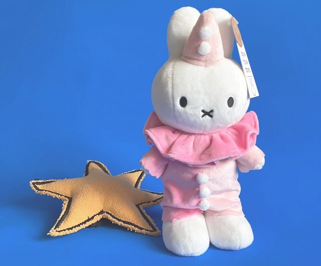 BON TON TOYS ミッフィー うさぎぬいぐるみ - いたずらうさぎ