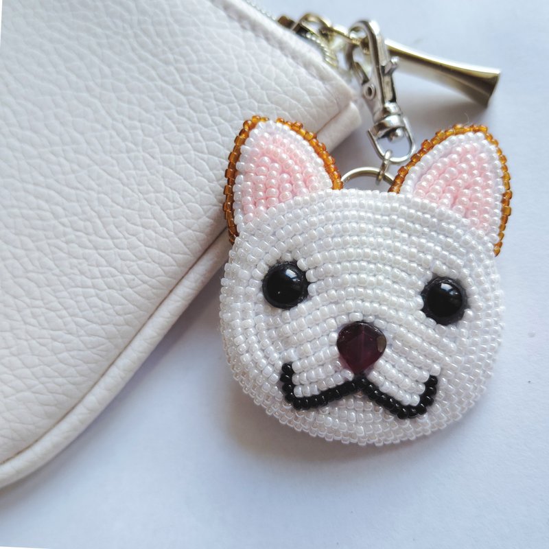 White Shiba Inu with a Garnet Nose Charm, Bag Charm, Keychain, Choice of metal fittings - พวงกุญแจ - วัสดุอื่นๆ 